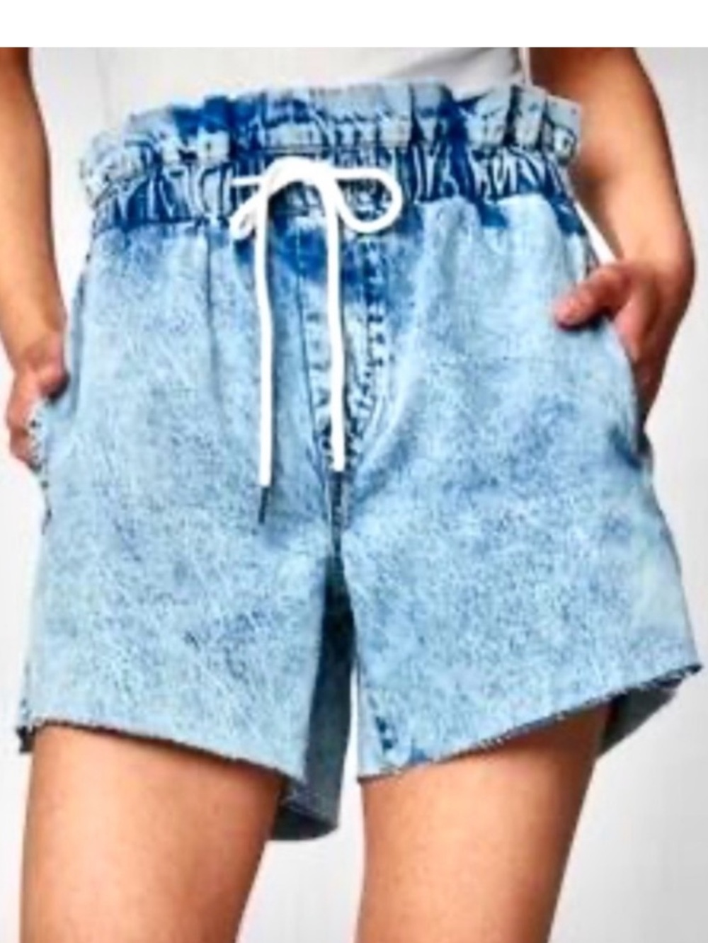 BLANK NYC ACID WASH LOVE ON TOP PAPERBAG WAIST SHORTS